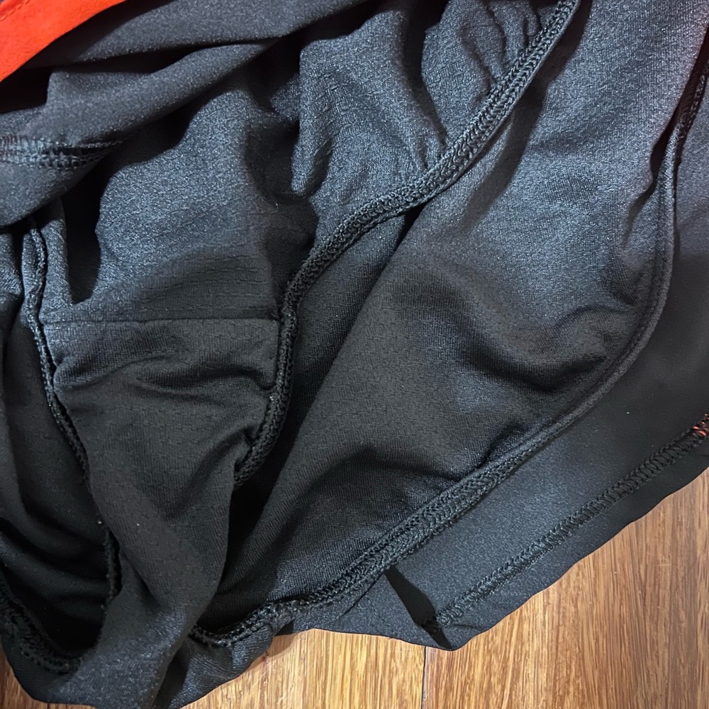 *Bundle Under Armour Black HeatGear Shorts - Picture 5 of 5